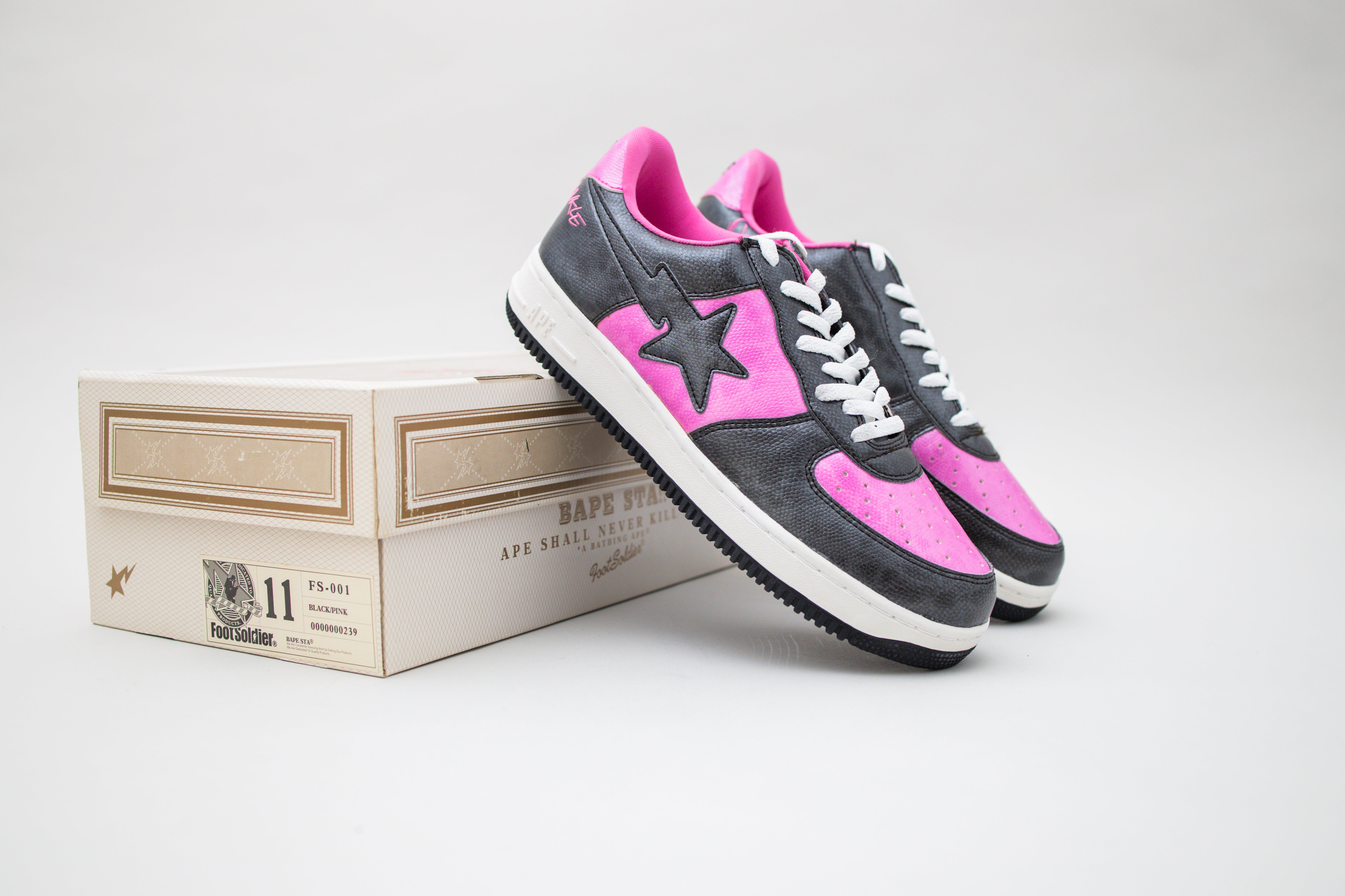 その他 A BATHING APE BAPE X UNKLE X FUTURA Unkle]; BAPE | Hip Hop | 2023 | Sotheby's